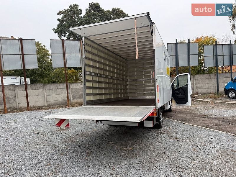 Другие грузовики Renault Master 2024 в Ровно