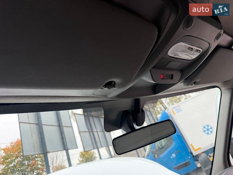 Другие грузовики Renault Master 2024 в Ровно