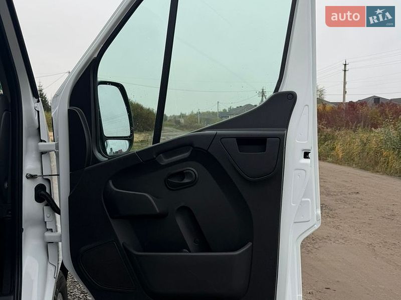 Вантажний фургон Renault Master 2018 в Ковелі