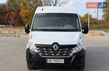Вантажний фургон Renault Master 2017 в Львові