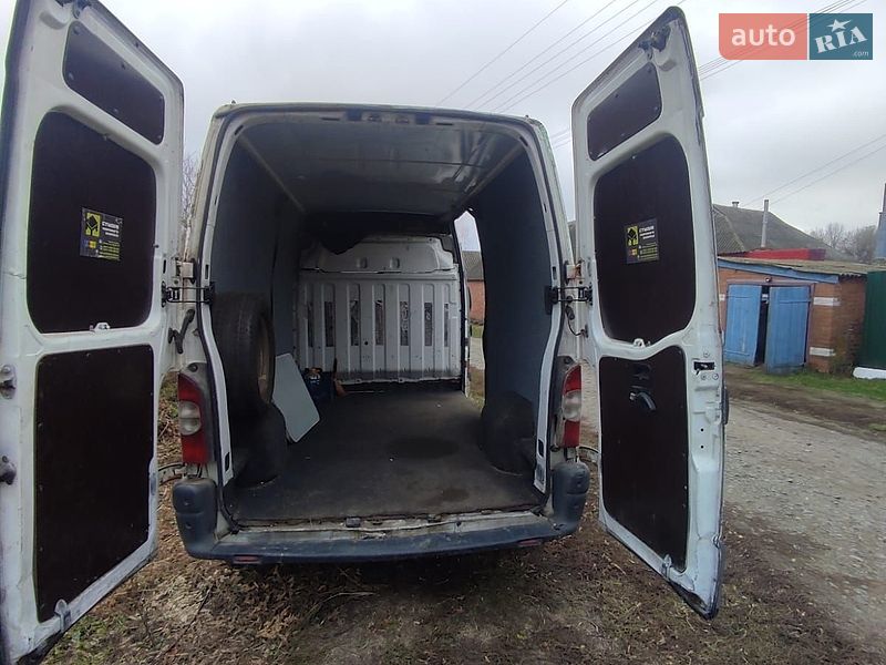 Грузовой фургон Renault Master 2006 в Недригайлове