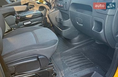 Вантажний фургон Renault Master 2018 в Запоріжжі