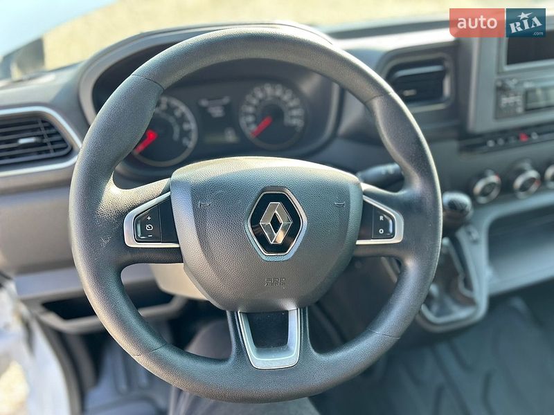 Тентований Renault Master 2023 в Хусті