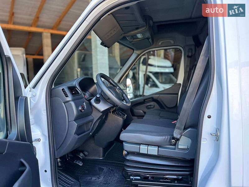 Тентований Renault Master 2022 в Хусті