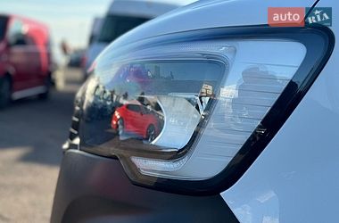 Грузопассажирский фургон Renault Master 2020 в Киеве