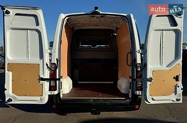 Грузопассажирский фургон Renault Master 2020 в Киеве