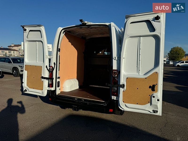 Грузопассажирский фургон Renault Master 2020 в Киеве