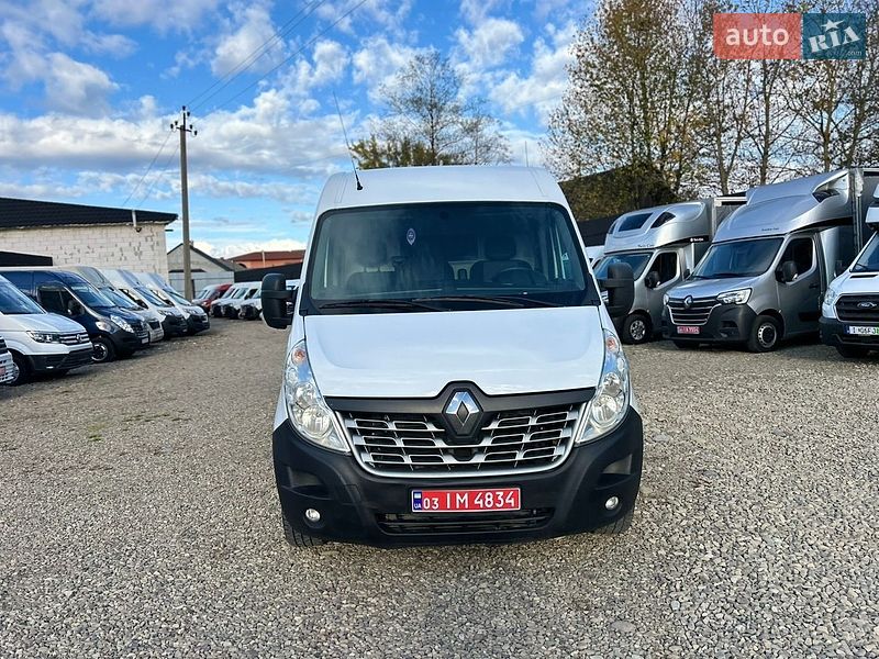 Вантажний фургон Renault Master 2018 в Хусті