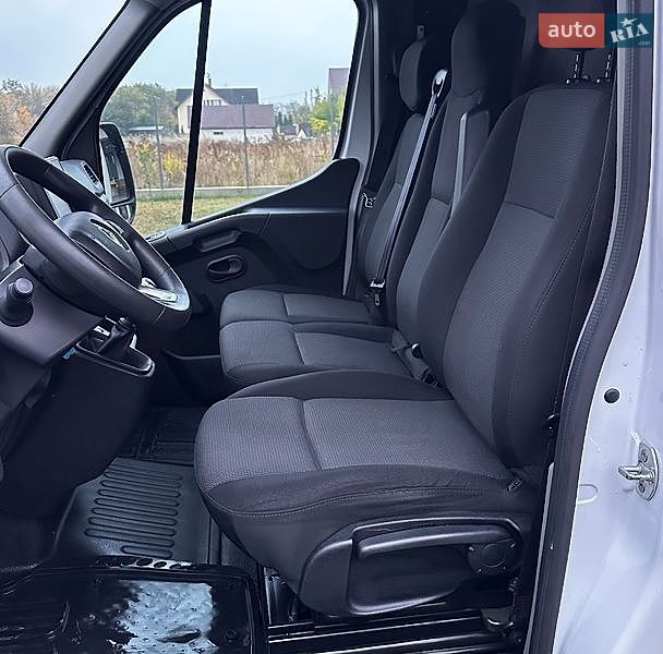 Грузовой фургон Renault Master 2021 в Луцке