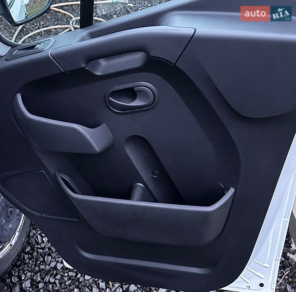 Грузовой фургон Renault Master 2021 в Луцке