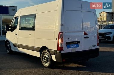 Грузопассажирский фургон Renault Master 2018 в Киеве