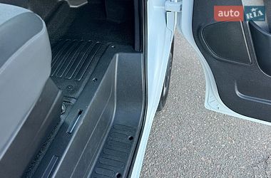 Грузопассажирский фургон Renault Master 2018 в Киеве