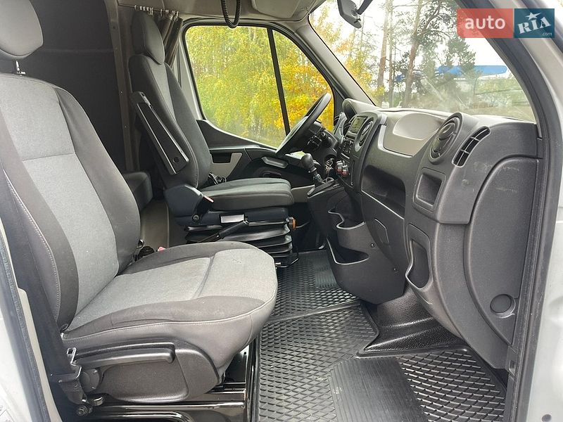 Автовоз Renault Master 2017 в Костополе