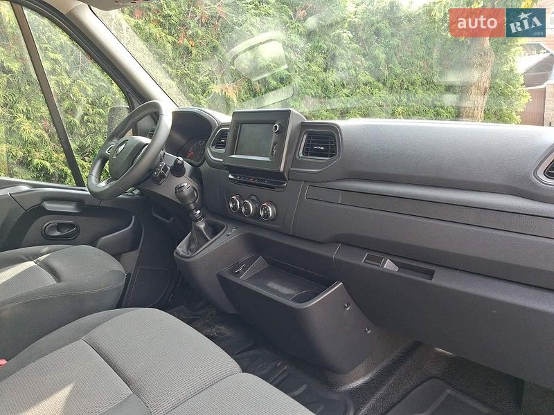 Грузовой фургон Renault Master 2022 в Ровно