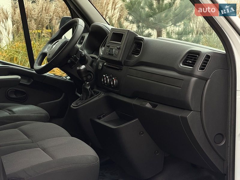Вантажний фургон Renault Master 2021 в Луцьку