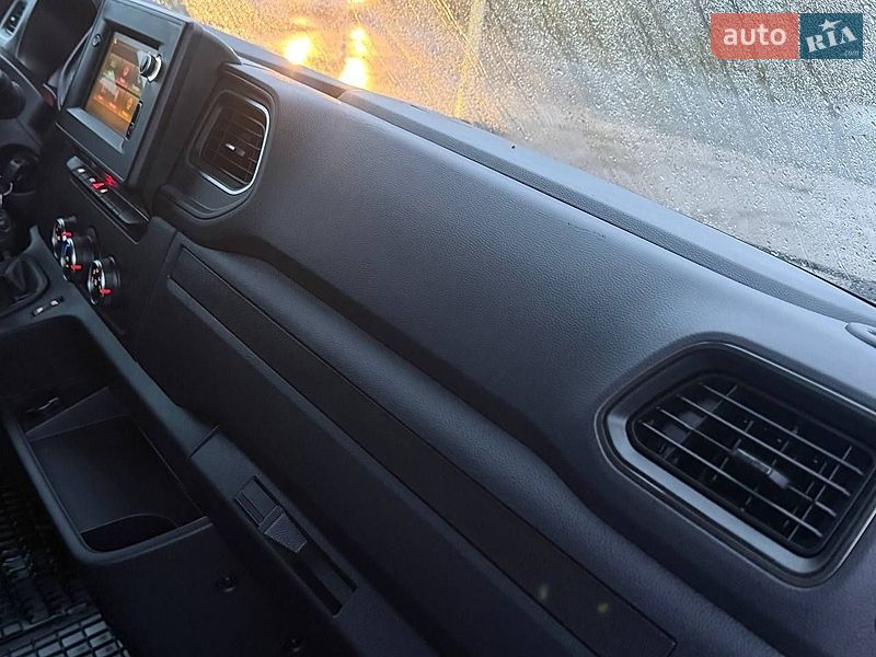 Грузовой фургон Renault Master 2023 в Днепре