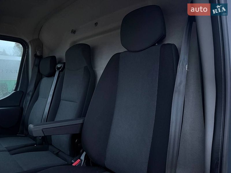 Грузовой фургон Renault Master 2023 в Днепре