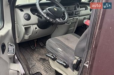 Грузовой фургон Renault Master 2004 в Ирпене