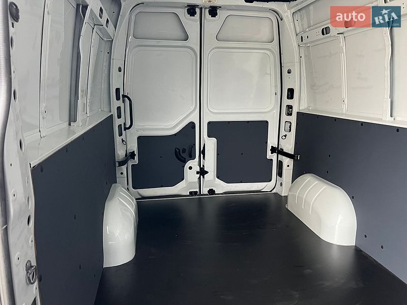 Вантажний фургон Renault Master 2022 в Дубні
