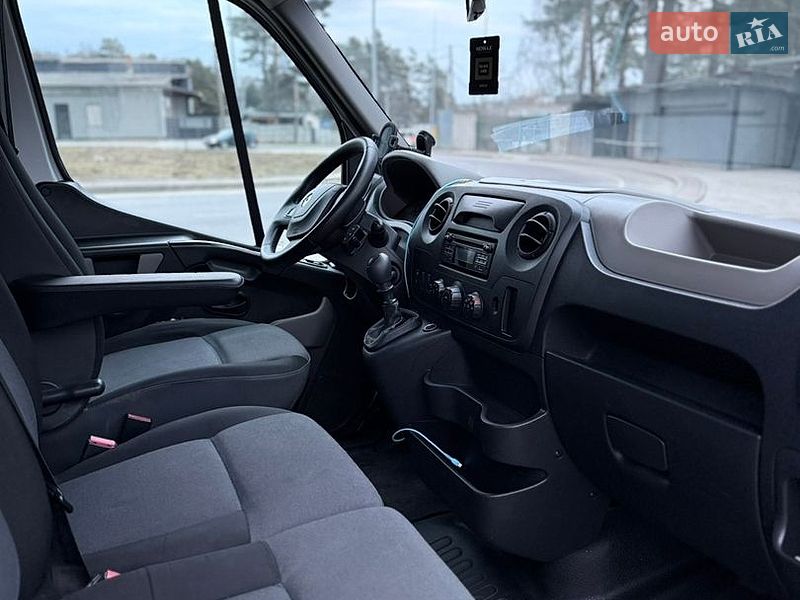 Тентованый Renault Master 2016 в Львове