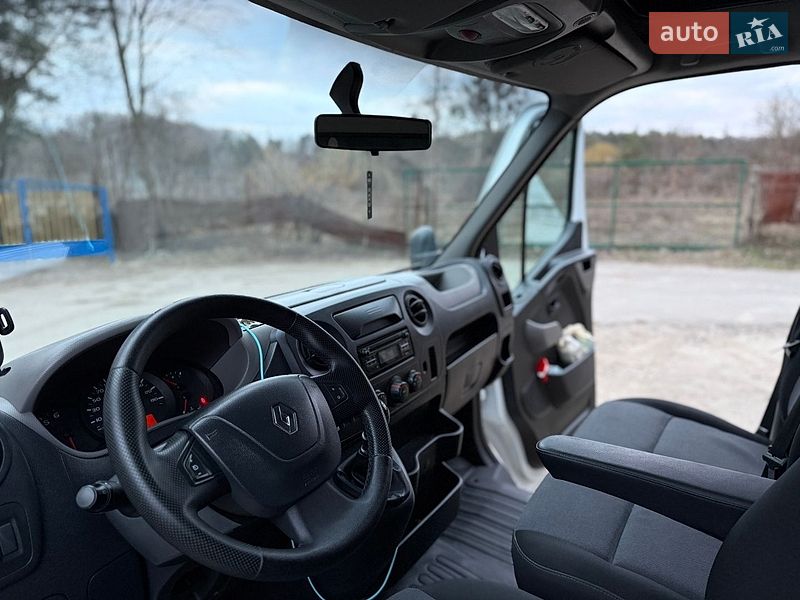 Тентованый Renault Master 2016 в Львове