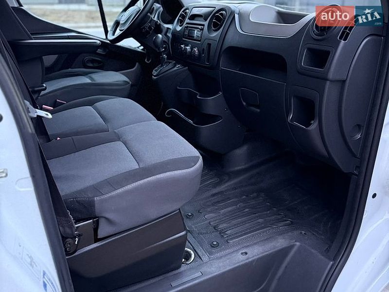 Тентованый Renault Master 2016 в Львове