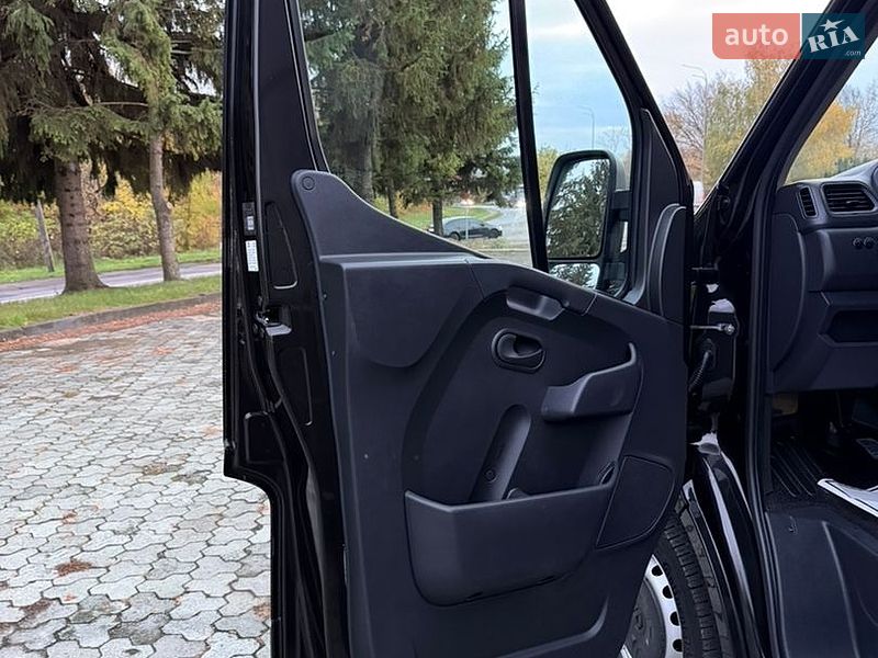 Грузовой фургон Renault Master 2021 в Дубно