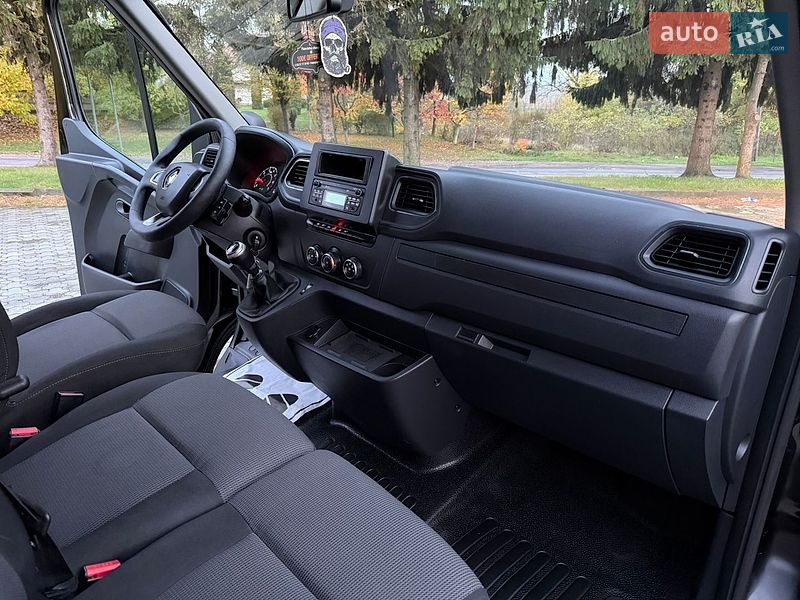 Грузовой фургон Renault Master 2021 в Дубно