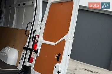 Вантажний фургон Renault Master 2022 в Дубні