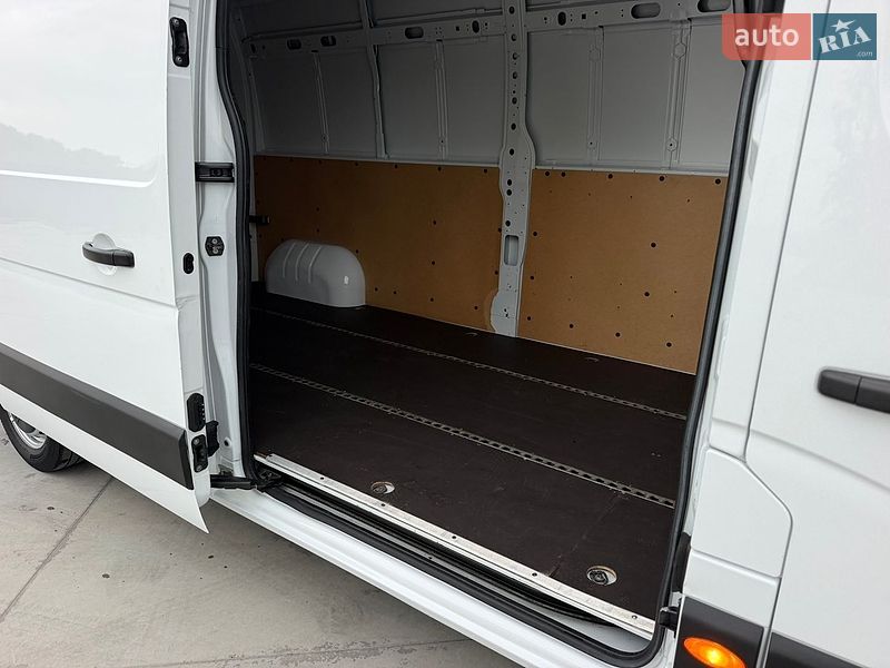 Вантажний фургон Renault Master 2022 в Дубні