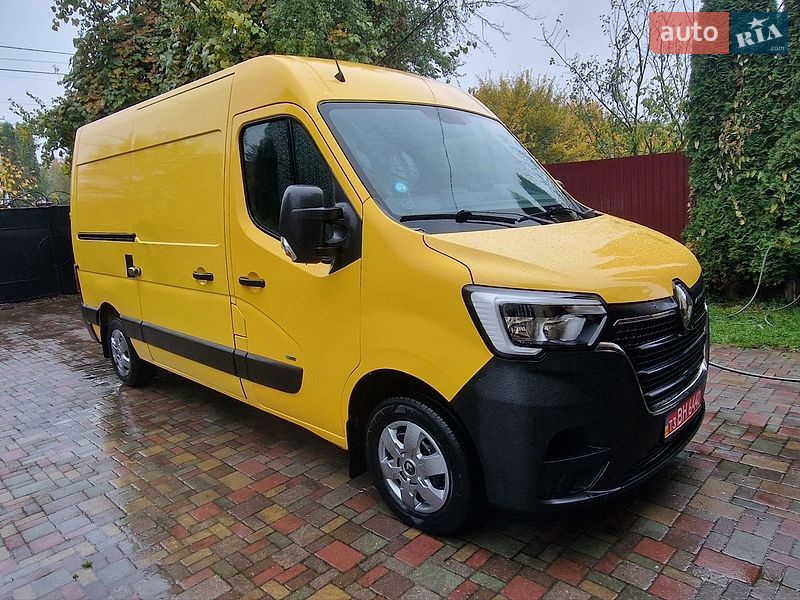 Грузовой фургон Renault Master 2020 в Пустомытах