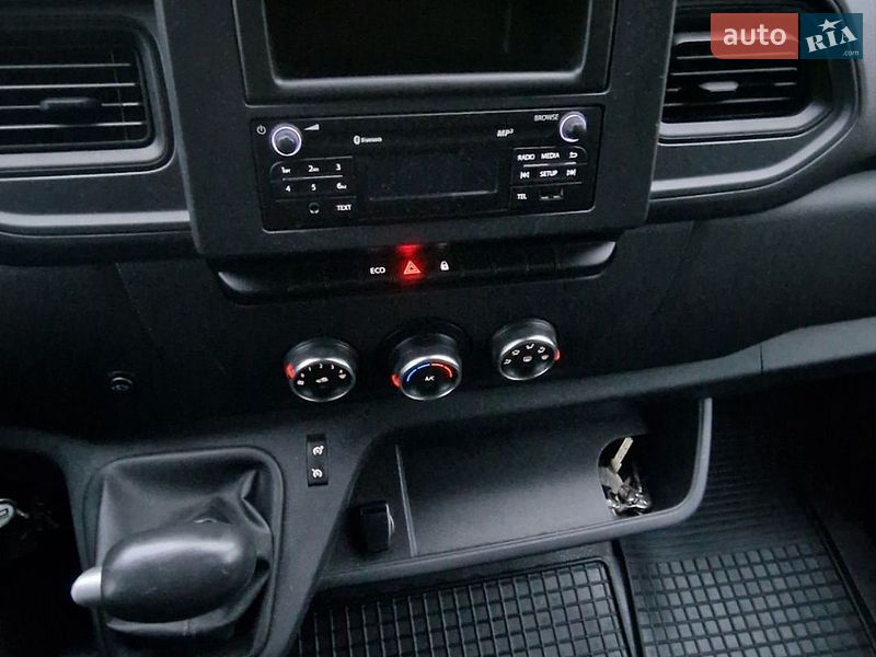 Грузовой фургон Renault Master 2020 в Пустомытах