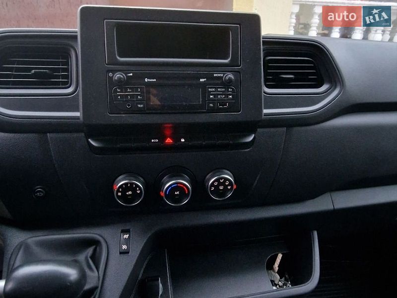 Грузовой фургон Renault Master 2020 в Пустомытах