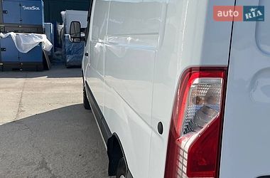 Вантажний фургон Renault Master 2015 в Києві