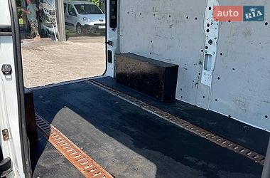 Вантажний фургон Renault Master 2015 в Києві