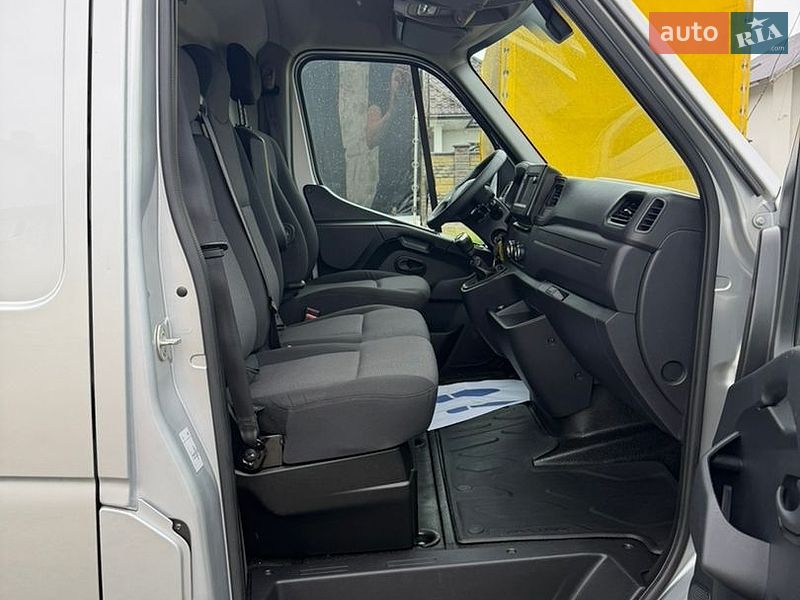 Вантажний фургон Renault Master 2021 в Ковелі