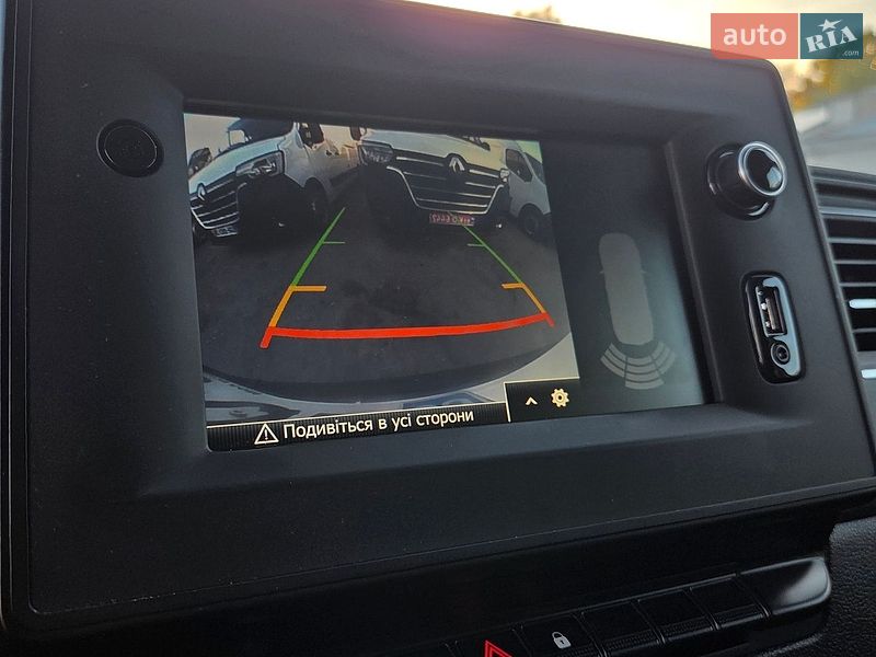 Грузовой фургон Renault Master 2023 в Днепре