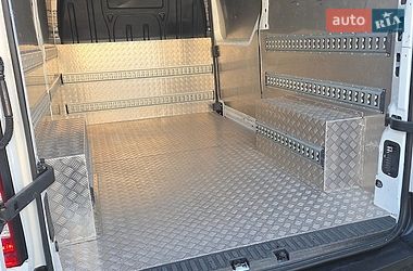 Грузовой фургон Renault Master 2023 в Днепре