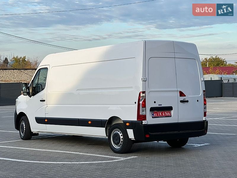 Грузовой фургон Renault Master 2023 в Дубно