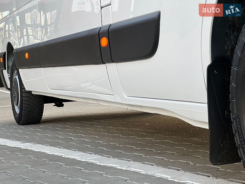 Грузовой фургон Renault Master 2023 в Дубно