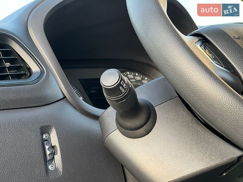 Грузовой фургон Renault Master 2023 в Дубно