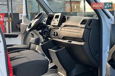 Грузовой фургон Renault Master 2023 в Дубно