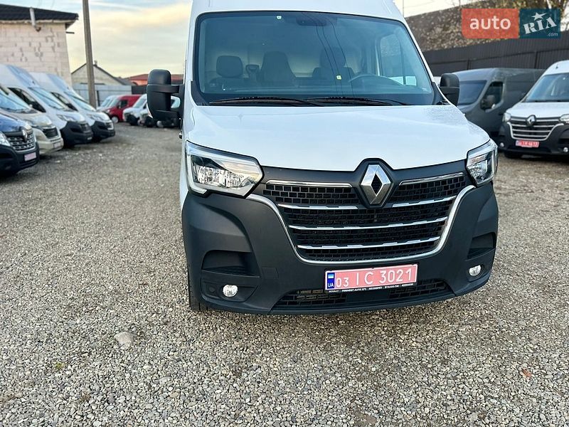 Вантажний фургон Renault Master 2021 в Хусті