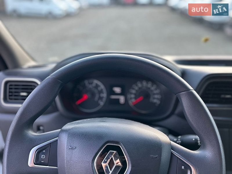 Вантажний фургон Renault Master 2021 в Хусті