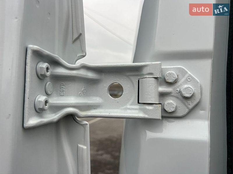 Вантажний фургон Renault Master 2019 в Бердичеві