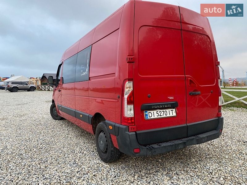Грузопассажирский фургон Renault Master 2015 в Заречье