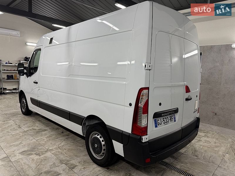 Грузовой фургон Renault Master 2022 в Полтаве