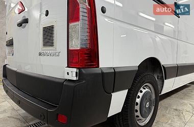 Грузовой фургон Renault Master 2022 в Полтаве