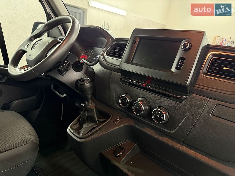 Грузовой фургон Renault Master 2022 в Полтаве