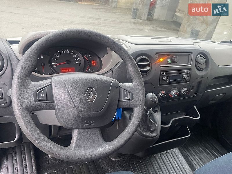 Минивэн Renault Master 2016 в Луцке
